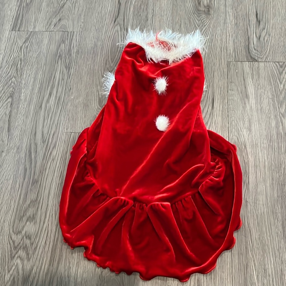 Hip Doggie velvet Christmas dress in XS big dog🐶💕